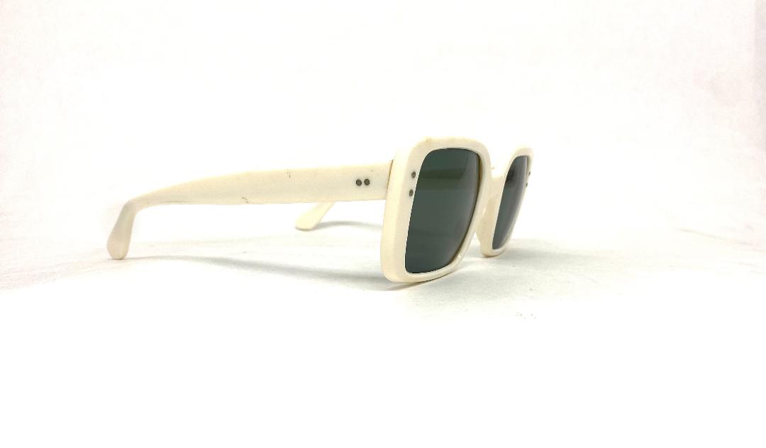 Vintage French White Sunglass – Archie Brower Eyewear display picture 1